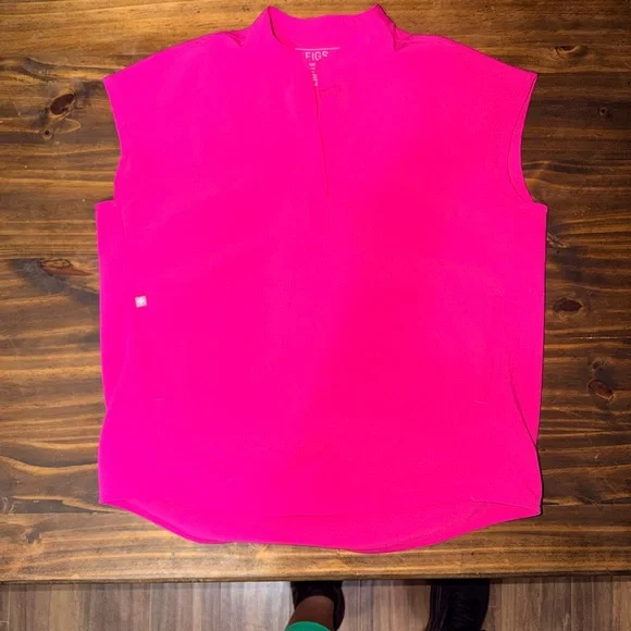 Figs Rafaela top - Picture 1 of 2